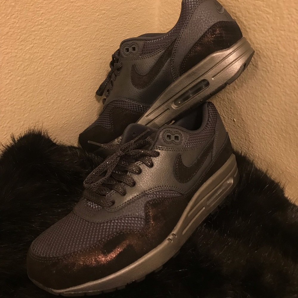 Nike Air